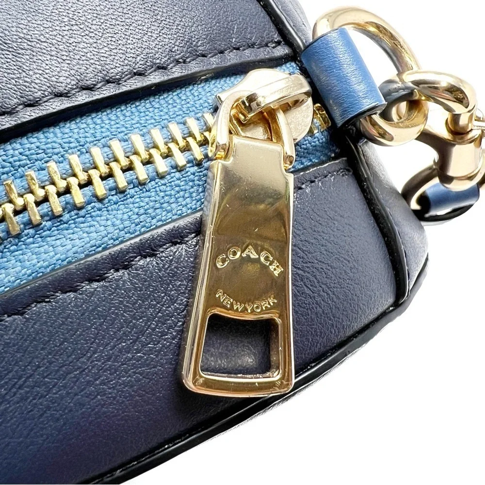 Coach style name